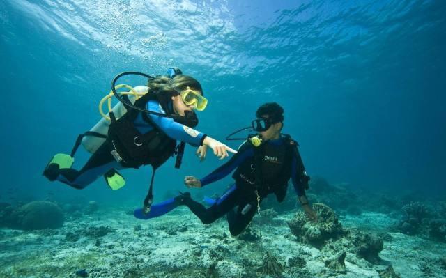 韩乔生谈戴伟浚被踹:是能改变比赛局势的红牌,这么被黑真憋屈